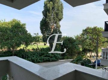 c70fbbd4883520951e29b5a27995fe949666f41c · Apartamento garden à venda, 106m2, 2 suítes, lavabo, sala ampla, cozinha, 1 vaga de garagem. Santana
