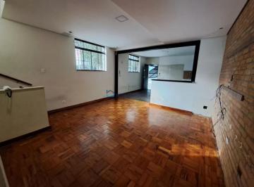 Comercial · 190m² · 2 Vagas · Ótima oportunidade para locação comercial com 03 salas e 04 banheiros.