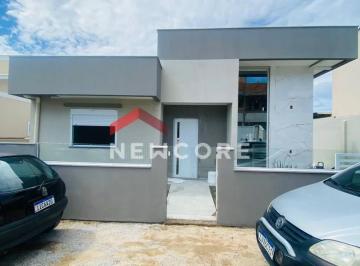 Casa · 70m² · 2 Quartos · 1 Vaga · Casa em Servidão Nova Era - Ingleses do Rio Vermelho - Florianópolis/SC