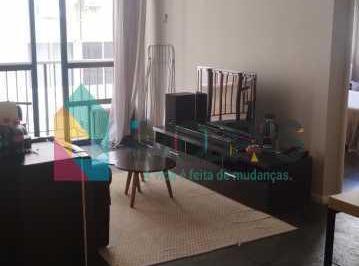 Apartamento · 75m² · 2 Quartos · 1 Vaga · Flat :  / Residencial / Copacabana