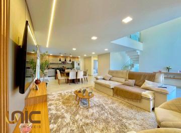 393c0e9c459bafb3e7c0875d84276d9fbe7ed57b · Casa com 3 dormitórios à venda, 226 m² por R$ 1.200.000,00 - Bom Retiro - Teresópolis/RJ