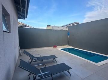 Casa · 80m² · 2 Quartos · 2 Vagas · Casa à venda no bairro Petrópolis - Várzea Grande/MT