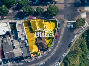 Casa de 2 quartos, Manaus · Excelente Casa lote com 277,58 m2, esquina da Av Ayrão com a Praça Santos Dumont