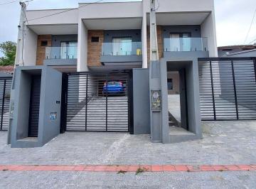 Casa · 130m² · 3 Quartos · 2 Vagas · Sobrado à venda no bairro Floresta - Joinville/SC