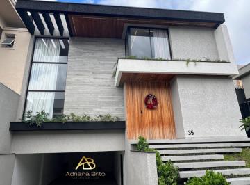Casa de 3 quartos, Curitiba · Requinte "Sofisticação" e Arquitetura Moderna