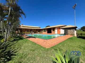Foto 01 · Casa com 3 Quartos e 2 banheiros à Venda, 1.800 m² por R$ 1.800.000 Cód. ch1958