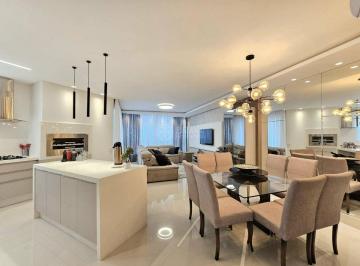 Apartamento · 130m² · 3 Quartos · 3 Vagas · APARTAMENTO NO EDIFÍCIO PORTINAX - CENTRO DE BALENÁRIO CAMBORIÚ