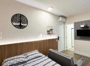 9ec5678c0d2597fe4f956a39381a1cdf9a8c1b2b · Studio com 1 dormitório para alugar, 33 m² por R$ 2.400/mês - Água Verde - Curitiba/PR