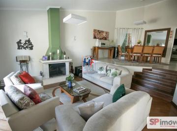 Casa · 350m² · 4 Quartos · Excelente sobrado no Piqueri, com 350m² a.u., 4 dormitórios (2 suítes), sala, lareira, cozinha, lava