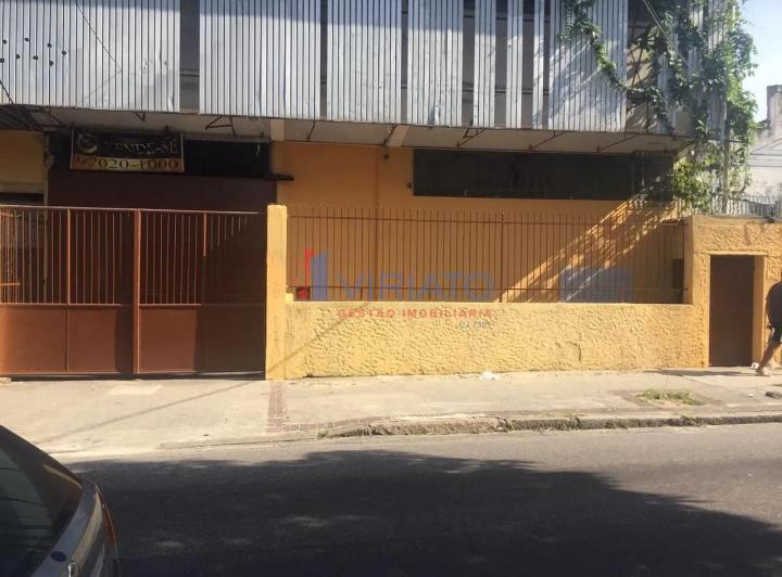 Foto do imóvel - Grande Oportunidade em Cascadura! A Nova Viriato Imobiliária oferece para venda um galpão com 1