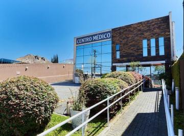 Comercial · 600m² · 20 Vagas · Prédio Comercial à venda, 600 m2, SÃO BRAZ, CURITIBA - PR