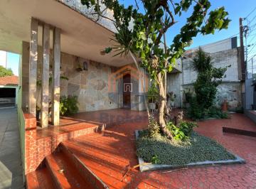 Casa · 310m² · 3 Quartos · 6 Vagas · Casa em Anhangabaú - Jundiaí, SP