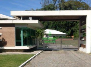 692ad0bb5e2ac820fbcfeafa9417689a73d9a80c · Casa com 4 dormitórios à venda, 232 m² por R$ 690.000,00 - Itaipu - Niterói/RJ