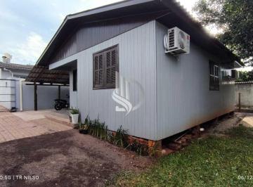 Casa · 60m² · 1 Vaga · Casa Madeira em Centro, Ibirubá/RS