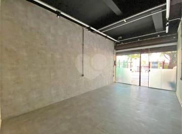 Comercial · 26m² · Loja à venda em Menino Deus - RS