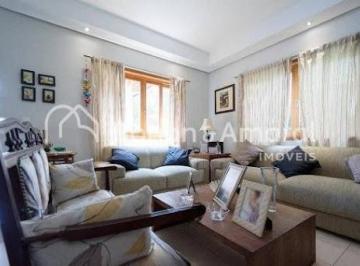 Casa · 340m² · 4 Quartos · 4 Vagas · Casa de condomínio com 340 m² e 4 quartos