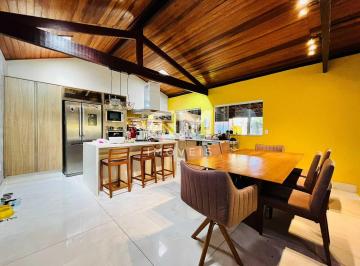 Casa de 5 quartos, Sobradinho ·  CASA / 5 QUARTA / CONDOMINIO LAGO AZUL  61 99655-2016 