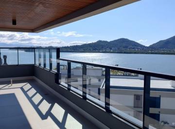 Apartamento de 3 quartos, Florianópolis · Apartamento alto padrão com 3 suítes e vista mar no bairro João Paulo.