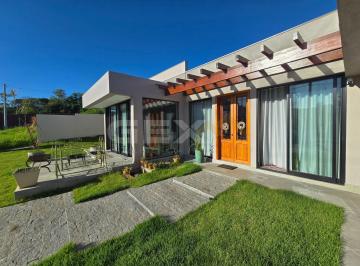 Casa · 278m² · 4 Quartos · 2 Vagas · Casa à venda no Vistadoro Aquaville, 4 quartos e sala com vista para o lago.