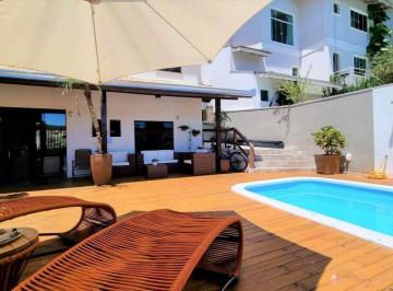 Casa · 500m² · 4 Quartos · Casa à venda - no Balneário Camboriú