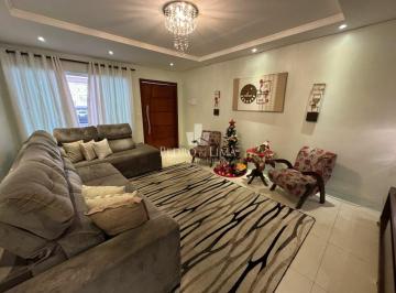 Casa · 180m² · 2 Quartos · 2 Vagas · Casa no Tatuapé com 2 quartos (1 suíte), área gourmet e 2 vagas de garagem