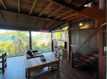 Casa · 180m² · 3 Quartos · Casa cm vista na Armação do Pântano do Sul