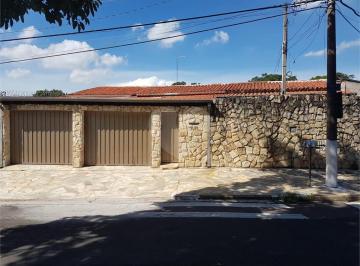 Área de Serviço · Casa térrea com 4 quartos à venda em Vila Nova São José - SP