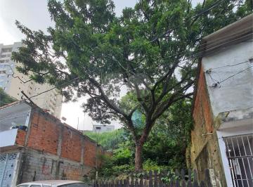Área de Serviço · Terreno à venda em Jardim Amália - SP