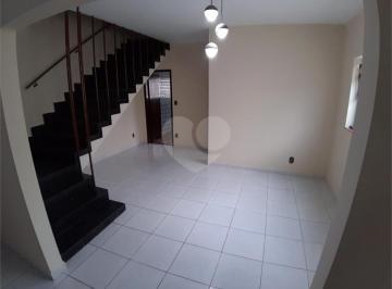 Casa · 230m² · 3 Quartos · 4 Vagas · Casa com 3 quartos à venda em Vila gomes - SP