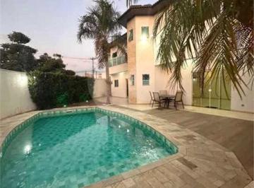 Casa · 292m² · 3 Quartos · 2 Vagas · Casa com 3 quartos à venda em Jardim Santa Esmeralda - SP