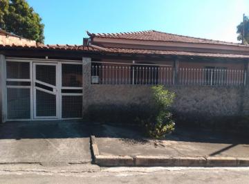 Casa de 3 quartos, Betim · Vendo 02 casas em uma área de 900m²