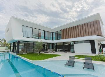 Casa de 7 quartos, Florianópolis · Casa Alto Padrão com 7 quartos em Jurerê Internacional