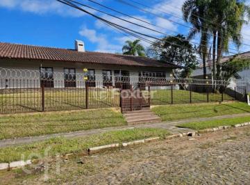 cb79f543 · Casa, 4 dormitórios, 670.55 m², em Padre Reus