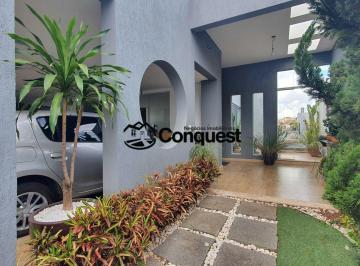 Casa · 420m² · 3 Quartos · 8 Vagas · Vendo- Linda Casa 03 Quartos com suíte, Acabamento Excelente, lote 420 metros ! Bairro Riacho das Pe