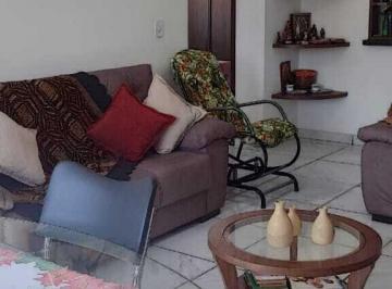 Apartamento · 58m² · 2 Quartos · 1 Vaga · Apartamento reformado à Venda 2 quartos, sendo 1 suíte no Edifício Regina no Setor Olegário Pinto em