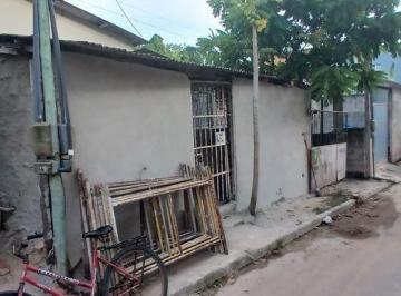 img0 · Casa com 2 Quarto(s) e 1 banheiro(s) para Alugar, 40 m² por R$ 733 / Mês