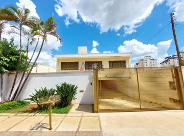 Casa · 266m² · 3 Quartos · 4 Vagas · Casa em Centro  -  São Carlos