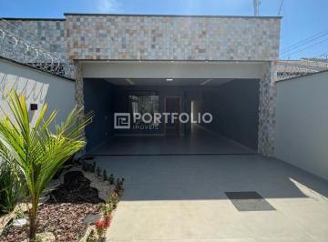 2199_iye4689D51w65VoJI83_2199675add9b9eb54.jpg · Casa à venda - em Trindade