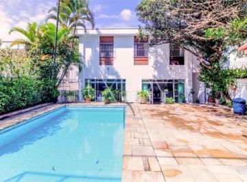 1 · Casa com 450 m², 4 quartos sendo 2 suítes à venda no bairro Vila Madalena.