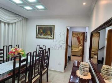Casa · 198m² · 3 Quartos · 2 Vagas · Sobrado a venda no bairro Parque Marajoara em Santo André. Sendo 198 m² de área