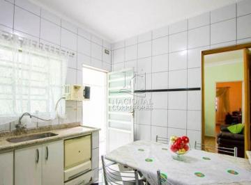 Casa · 143m² · 2 Quartos · 2 Vagas · Ótima casa térrea à venda no Parque Capuava – 2 dormitórios, área gourmet e 2 vagas de garagem