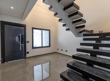 Casa · 146m² · 3 Quartos · 2 Vagas · Sobrado com 3 dormitórios à venda, 146 m² por R$ 1.100.000,00 - Vila Camilópolis - Santo André/SP