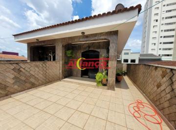 Casa · 183m² · 3 Quartos · 2 Vagas · Sobradão próximo Hospital Nipo
