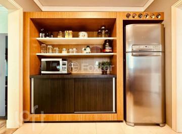 65dae619 · Casa, 3 dormitórios, 240 m², em Coloninha