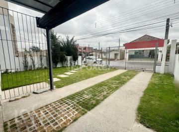 e2f01738 · Casa, 3 dormitórios, 135.6 m², em São José