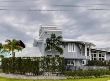VR 1 · Casa no Condominio Vila Rica  com 4 suítes ,em Balneario Camboriú SC