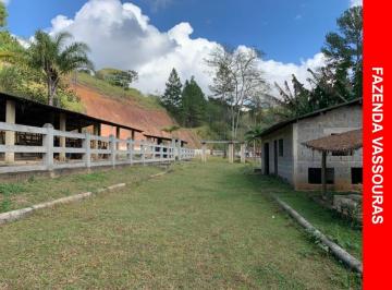 Foto 01 · FAZENDA EM VASSOURAS