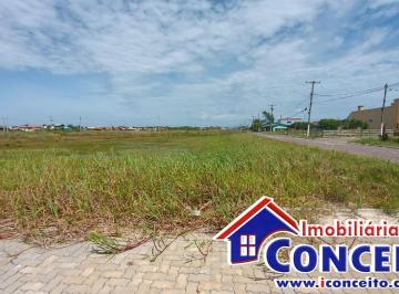 Terreno , Imbé · T49 - Excelente lote medindo 360m² localizado a 350 metros do mar