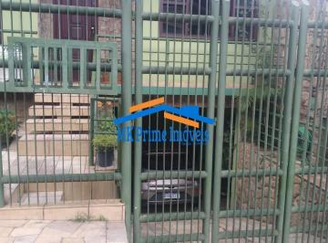 Casa · 385m² · 3 Quartos · Casa Assobradada com 2 Casas no Quintal - Poços de Caldas, MG