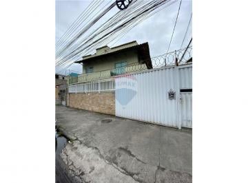 Apartamento · 165m² · 3 Quartos · 1 Vaga · CASA TRIPLEX COM 03 QTS, 01 SUÍTE, 01 VAGA